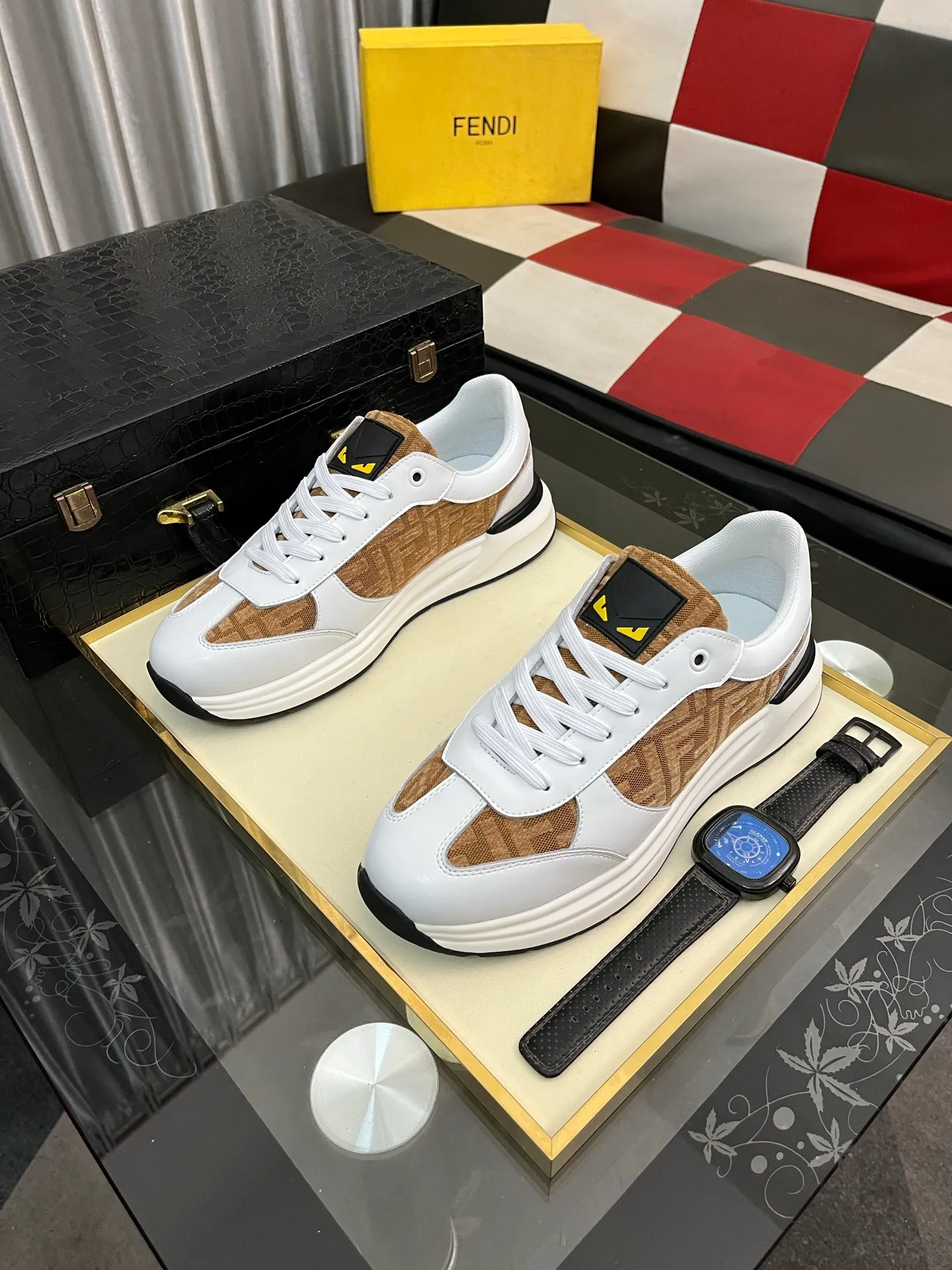Men's Men's Shoes💰438⌚️⌚️[Fendi] Fendi's latest casual shoes for men! Available at counters simultaneously! A one-to-one replica of the original. All imported official website one-to-one cowhide fabric. The interior is made of top-grade sheepskin, and the original factory-supplied rubber outsole is used. Leading new fashion concepts. Matching code: 38-44. 2️⃣ colors available
